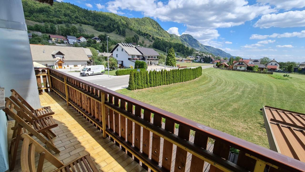 Pension Knafel Zirovnica Exterior foto